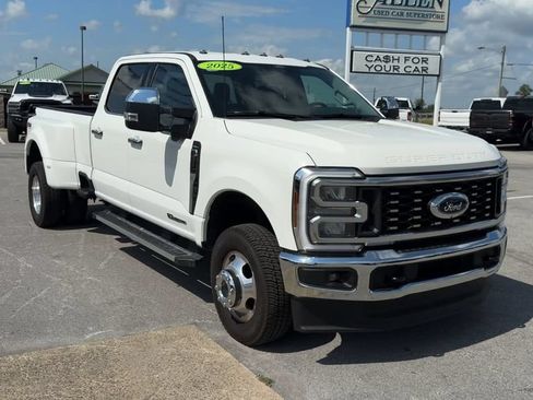 Used 2025 Ford F350 Lariat w/ Chrome Package AWD/4WD image 9