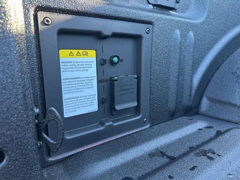 New 2025 Ford F150 Platinum w/ FX4 Off-Road Package image 11