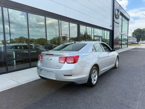 Used 2014 Chevrolet Malibu LS w/ Protection Package FWD image 3