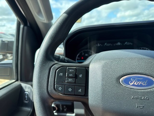 Used 2025 Ford F250 XL w/ FX4 Off-Road Package AWD/4WD image 26