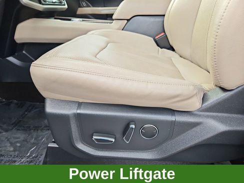 Used 2023 Ford Expedition Limited image 23