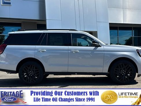 New 2026 Ford Expedition Platinum w/ Stealth Performance Package AWD/4WD image 3