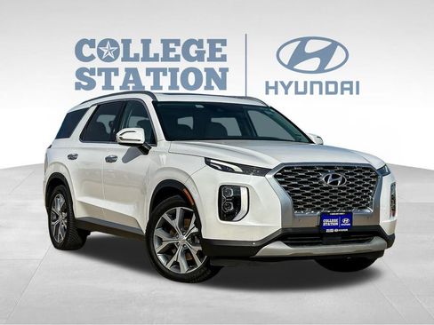Used 2020 Hyundai Palisade SEL w/ Premium Package image 3