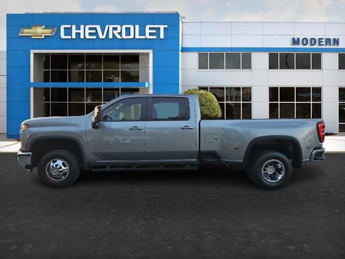 New 2026 Chevrolet Silverado 3500 LT w/ All Star Edition image 2
