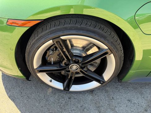 Used 2020 Porsche Taycan 4S AWD/4WD image 43