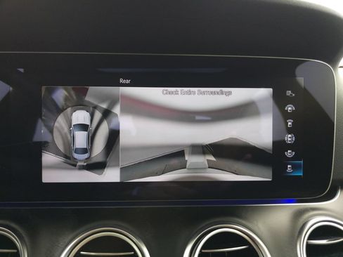 Certified 2022 Mercedes-Benz E 350 4MATIC Sedan image 22