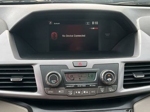Used 2016 Honda Odyssey EX image 11