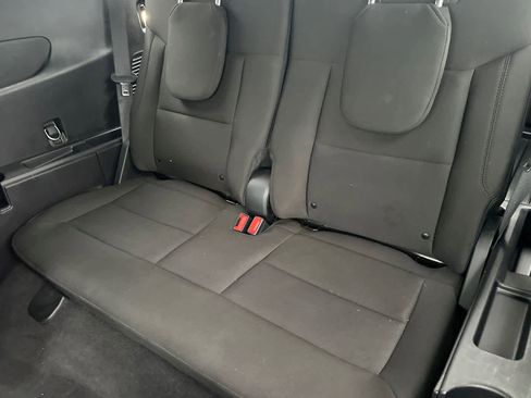 Certified 2021 Ford Explorer XLT w/ Class III Trailer Tow Package image 15