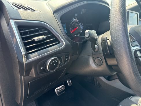 Used 2023 Ford Edge ST w/ Equipment Group 401A AWD/4WD image 14