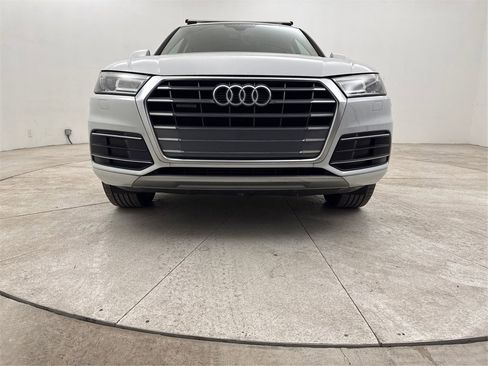 Used 2019 Audi Q5 2.0T Premium w/ Convenience Package image 9