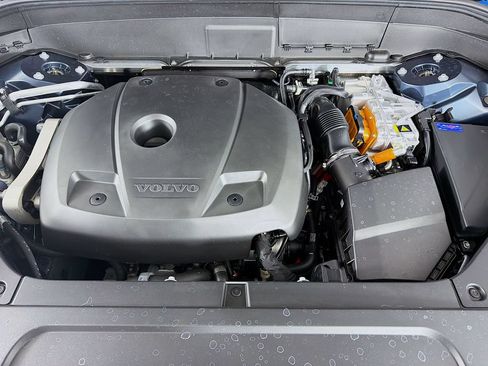 Certified 2026 Volvo XC90 T8 Ultra w/ Protection Package Premier AWD/4WD image 33