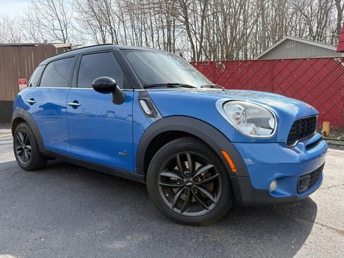 Used 2011 MINI Cooper Countryman S image 1