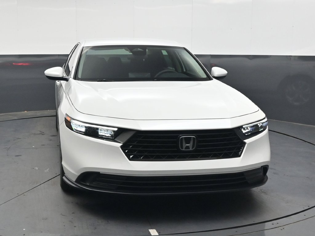 Certified 2025 Honda Accord LX image 9
