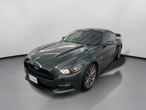 Used 2015 Ford Mustang GT Premium w/ Equipment Group 401A RWD image 4