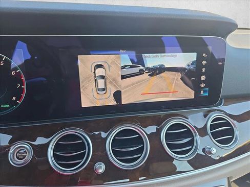 Used 2023 Mercedes-Benz E 450 4MATIC Sedan image 13