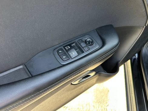 Used 2019 Dodge Challenger R/T w/ Driver Convenience Group RWD image 19