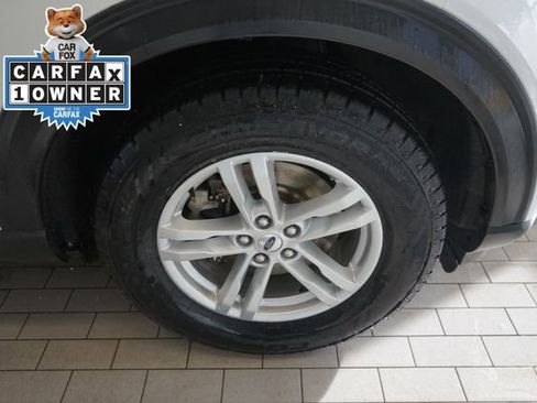 Certified 2023 Ford Explorer XLT image 15