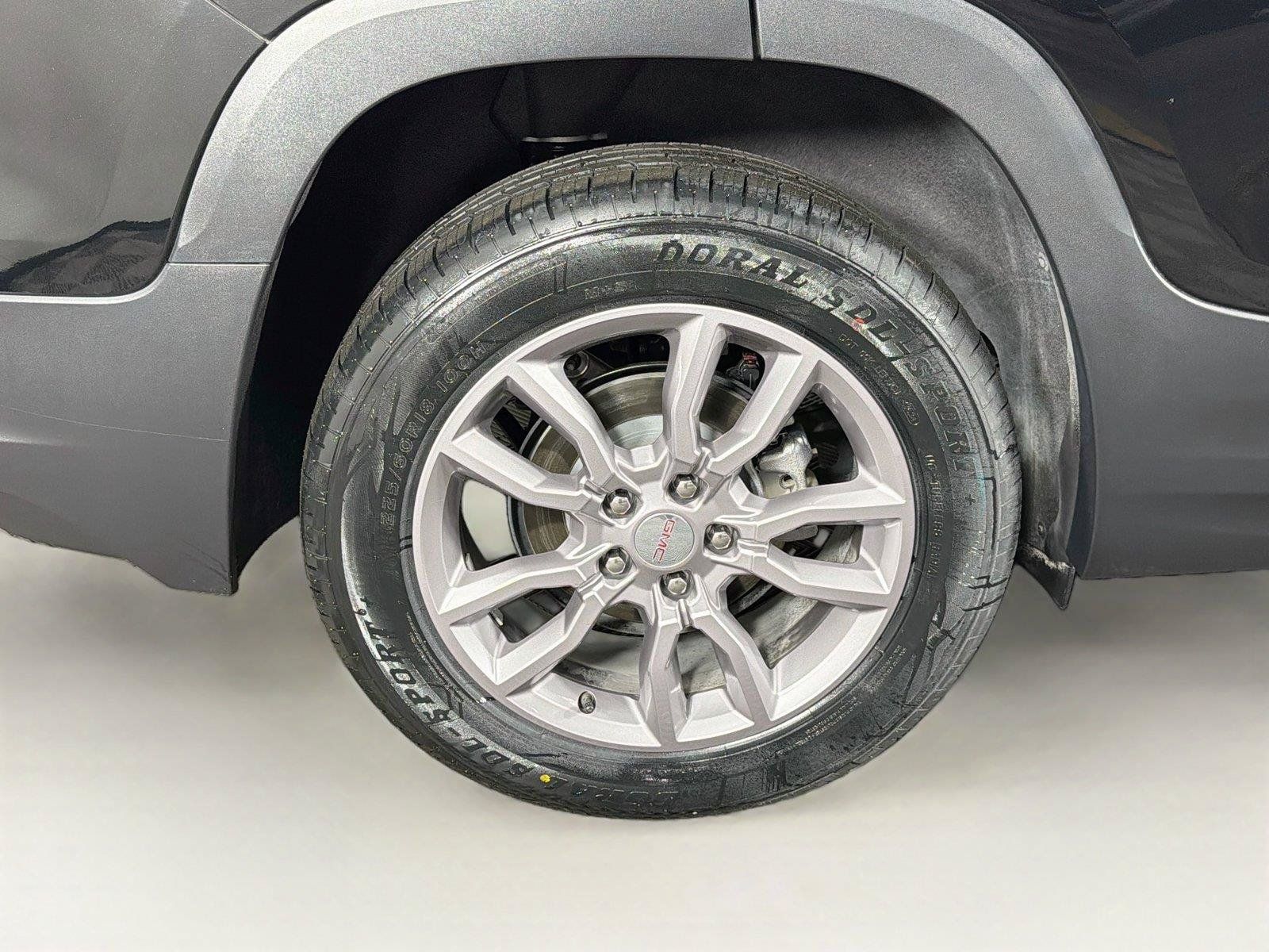 Used 2024 GMC Terrain SLT w/ Infotainment Package II AWD/4WD image 34