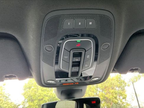 Used 2019 Audi Q7 3.0T Premium Plus w/ Premium Plus Package image 32