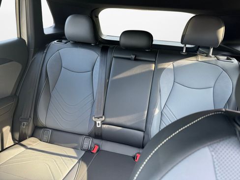 New 2025 Volkswagen Tiguan SE R-Line image 12