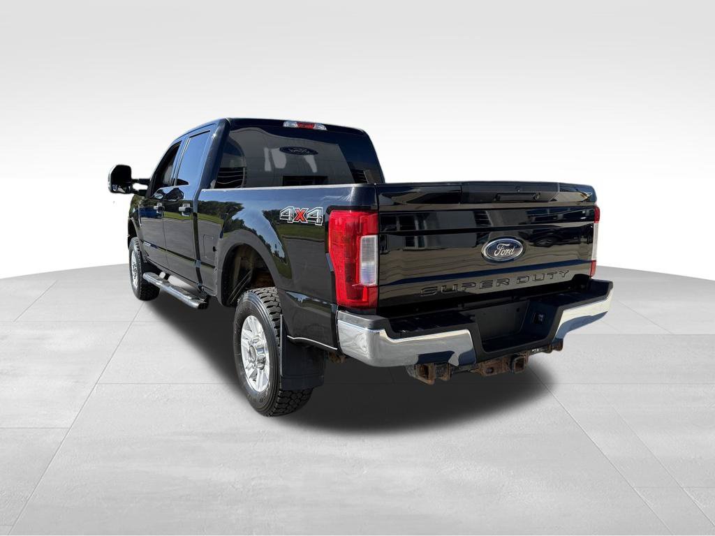 Used 2019 Ford F250 XLT AWD/4WD image 8