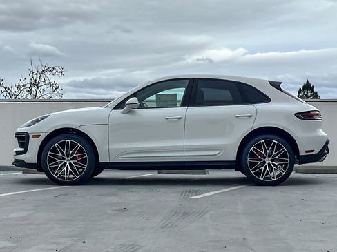 New 2026 Porsche Macan S image 2