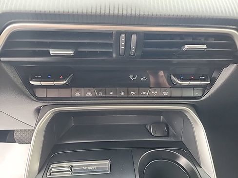 Used 2024 MAZDA CX-90 3.3 Turbo w/ Select Package image 21