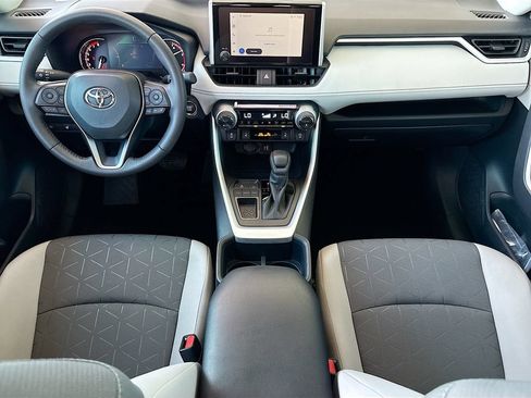 Certified 2025 Toyota RAV4 XLE w/ Convenience Package FWD image 13