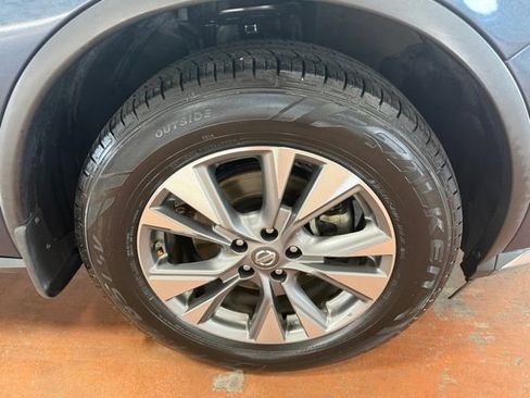 Used 2017 Nissan Murano SV FWD image 8