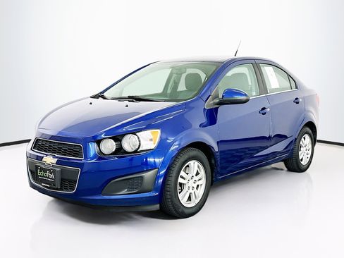Used 2014 Chevrolet Sonic LT image 3