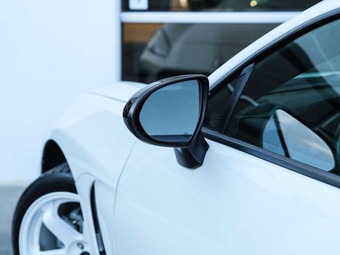 Used 2023 Toyota GR86 Premium RWD image 17