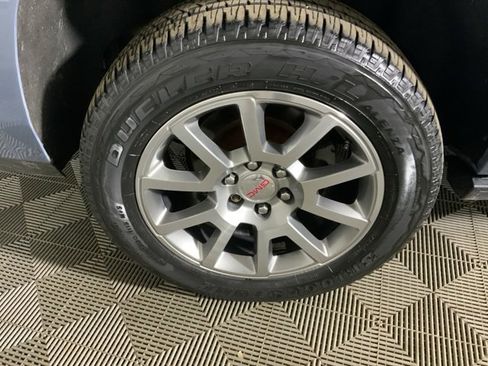 Used 2016 GMC Yukon XL Denali image 13