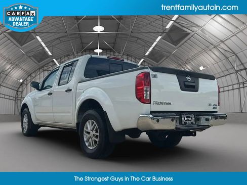 Used 2019 Nissan Frontier SV w/ Value Truck Package image 9