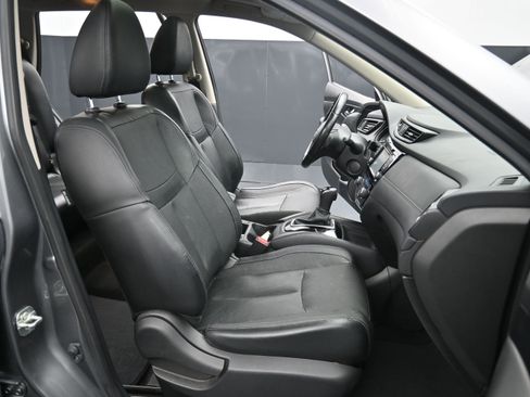 Used 2017 Nissan Rogue SL w/ SL Premium Package FWD image 27