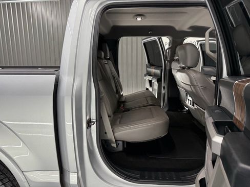 Used 2018 Ford F150 Lariat image 33