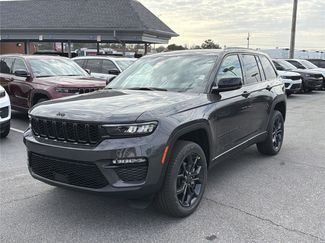 New 2025 Jeep Grand Cherokee Limited video 2