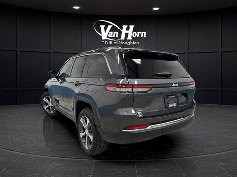 Used 2023 Jeep Grand Cherokee 4WD 4xe w/ Luxury Tech Group II image 5