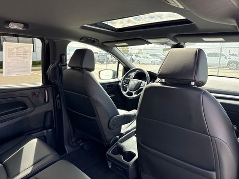Certified 2025 Honda Odyssey Sport-L image 10