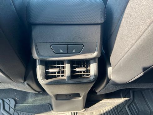 Used 2025 Chevrolet Equinox RS w/ Safety and Technology Package FWD image 10