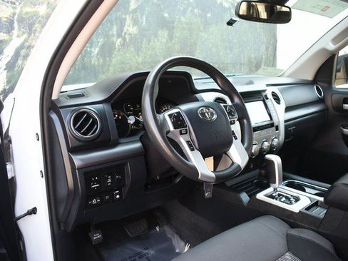 Certified 2019 Toyota Tundra SR5 w/ TRD Off Road Package AWD/4WD image 14