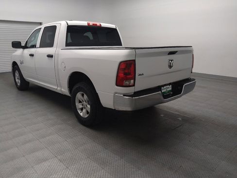 Used 2022 RAM 1500 Classic SLT RWD image 6