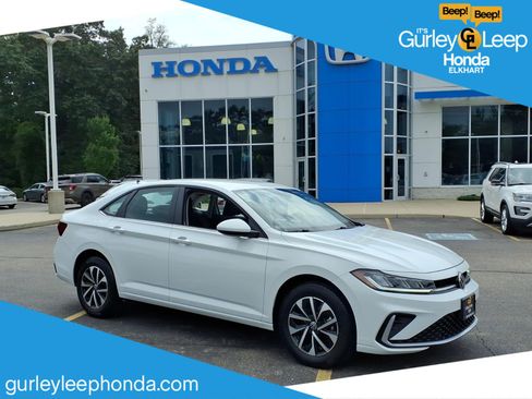 Used 2025 Volkswagen Jetta S FWD image 1