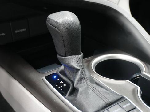 Used 2023 Toyota Camry LE FWD image 19