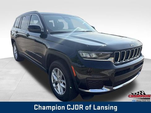 Used 2024 Jeep Grand Cherokee L Laredo w/ Luxury Tech Group I AWD/4WD image 8