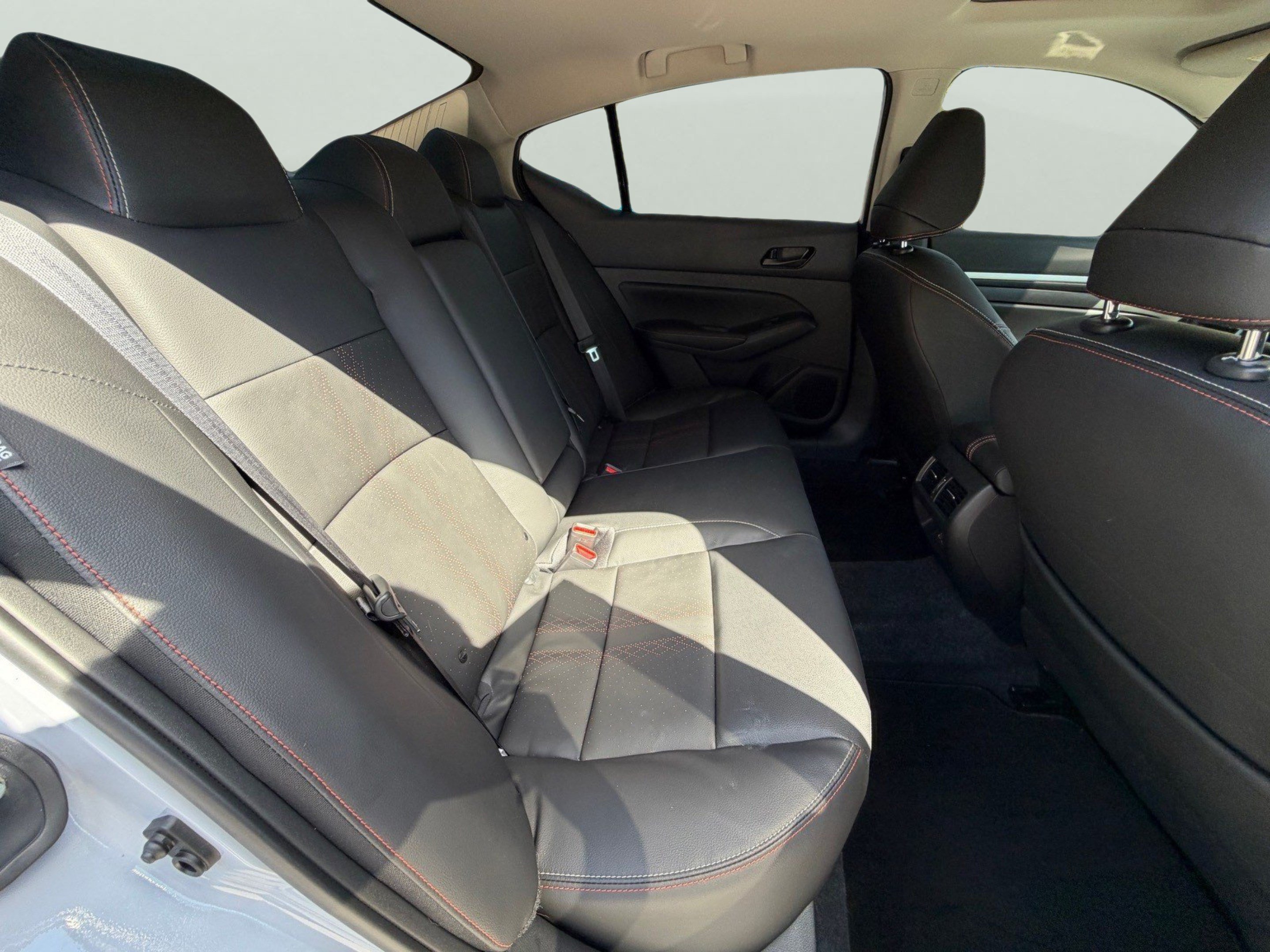 Used 2026 Nissan Altima 2.5 SR w/ SR Premium Package FWD image 16