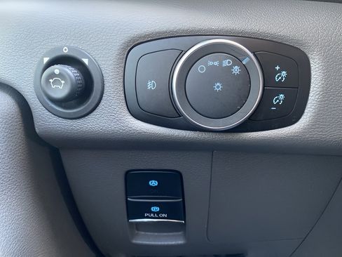 Used 2024 Ford Transit 250 Low Roof w/ Exterior Upgrade Package image 14