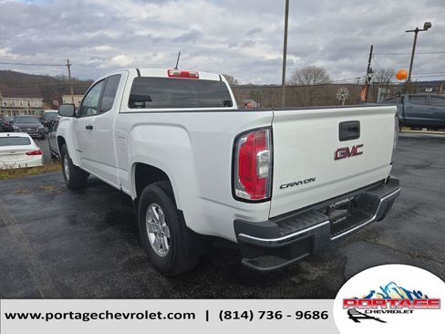Used 2019 GMC Canyon image 3