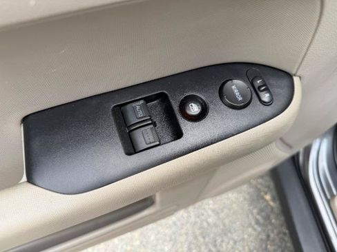 Used 2010 Honda Element LX image 16