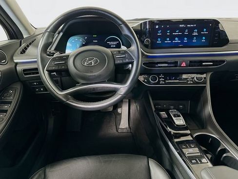 Used 2023 Hyundai Sonata Limited image 24