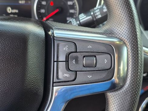 Used 2025 Chevrolet Blazer LT AWD/4WD image 29